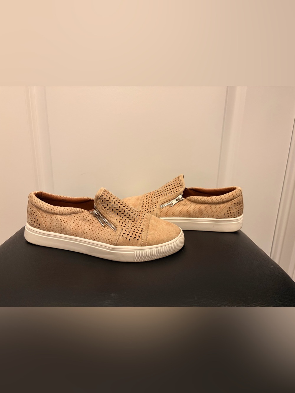 Report Beige Slip-On Sneakers with Side Zippers